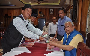 The Governor of Arunachal Pradesh Shri P.B. Acharya with the members of business community from Daporijo on 29th June 2017.